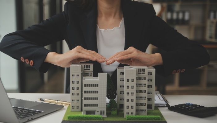 Condomizza administradora condomínios financeiro contábil pessoal síndico construtoras zeladoria Seguros | Condomizza